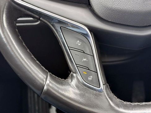 Used 2019 Cadillac XT5 Luxury image 23