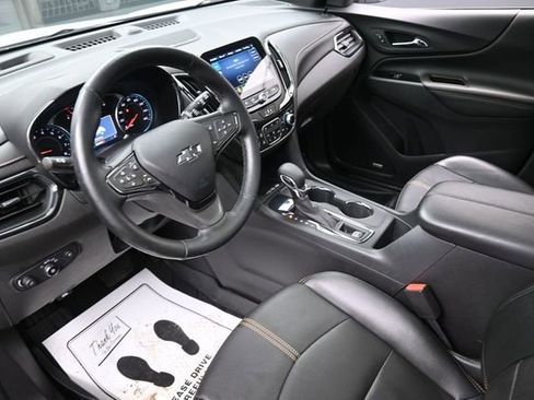 Used 2023 Chevrolet Equinox Premier FWD image 18