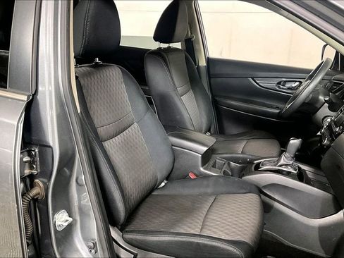 Used 2017 Nissan Rogue S w/ Appearance Package image 7