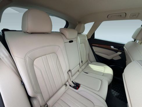 Certified 2023 Audi Q5 Premium w/ Convenience Package AWD/4WD image 21