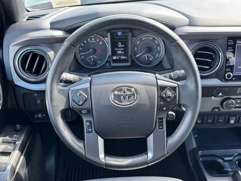 Used 2022 Toyota Tacoma TRD Sport w/ Technology Package RWD image 21
