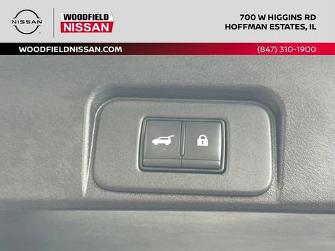 Certified 2025 Nissan Rogue SV AWD/4WD image 18