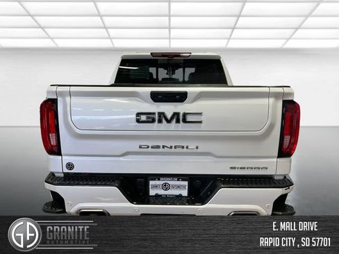 Used 2024 GMC Sierra 1500 Denali Ultimate AWD/4WD image 4
