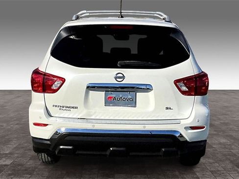 Used 2018 Nissan Pathfinder SL image 5