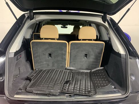 Used 2020 Audi Q7 3.0T Prestige w/ Prestige Package image 36