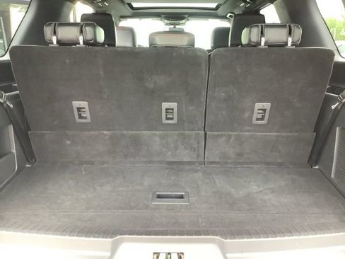 Used 2022 Ford Expedition Limited AWD/4WD image 12