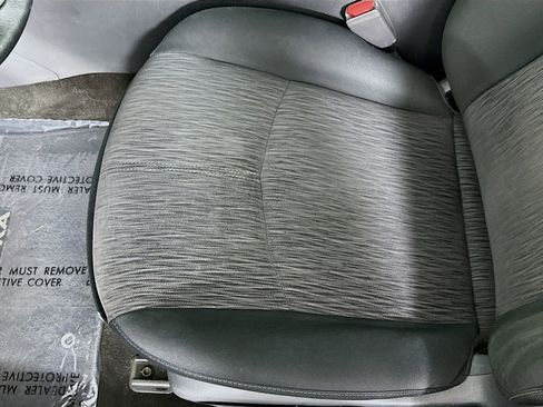 Used 2015 Nissan Sentra SV FWD image 18