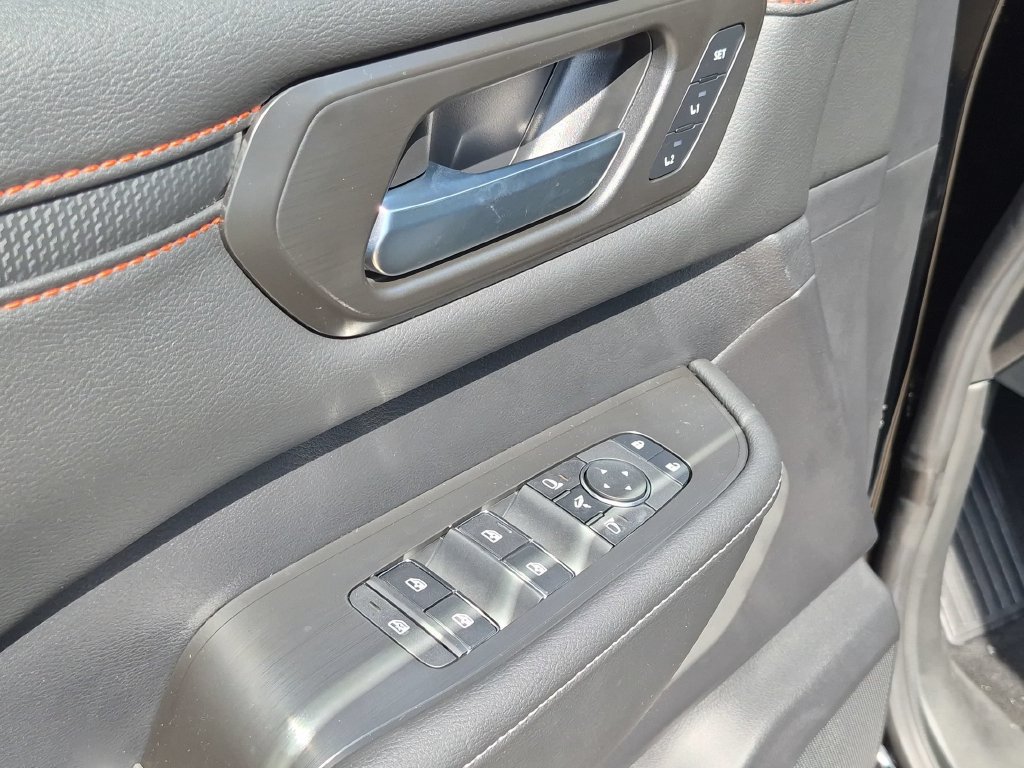 New 2026 Nissan Armada PRO-4X AWD/4WD image 13