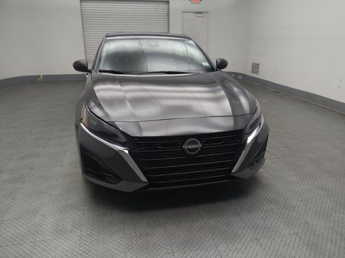 Used 2024 Nissan Altima 2.5 S FWD image 14