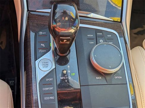 Used 2019 BMW 330i Sedan w/ Driving Assistance Package image 22