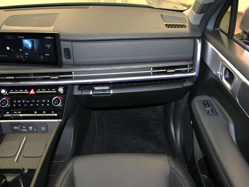 Used 2024 Hyundai Santa Fe Limited image 39