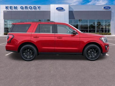 Used 2021 Ford Expedition Limited AWD/4WD image 9
