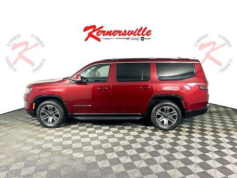 Used 2022 Jeep Wagoneer Series III w/ Convenience Group I image 4