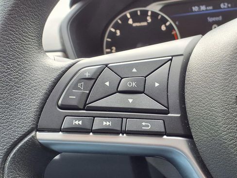 Used 2025 Nissan Altima 2.5 SV FWD image 28