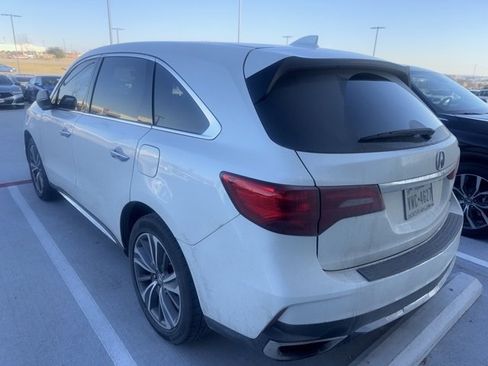 Used 2017 Acura MDX SH-AWD w/ Tech & Entertainment image 3