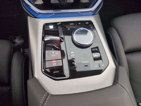 Used 2026 BMW X3 xDrive30 w/ Premium Package image 15