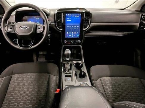 Used 2024 Ford Ranger XLT w/ Trailer Tow Package image 19