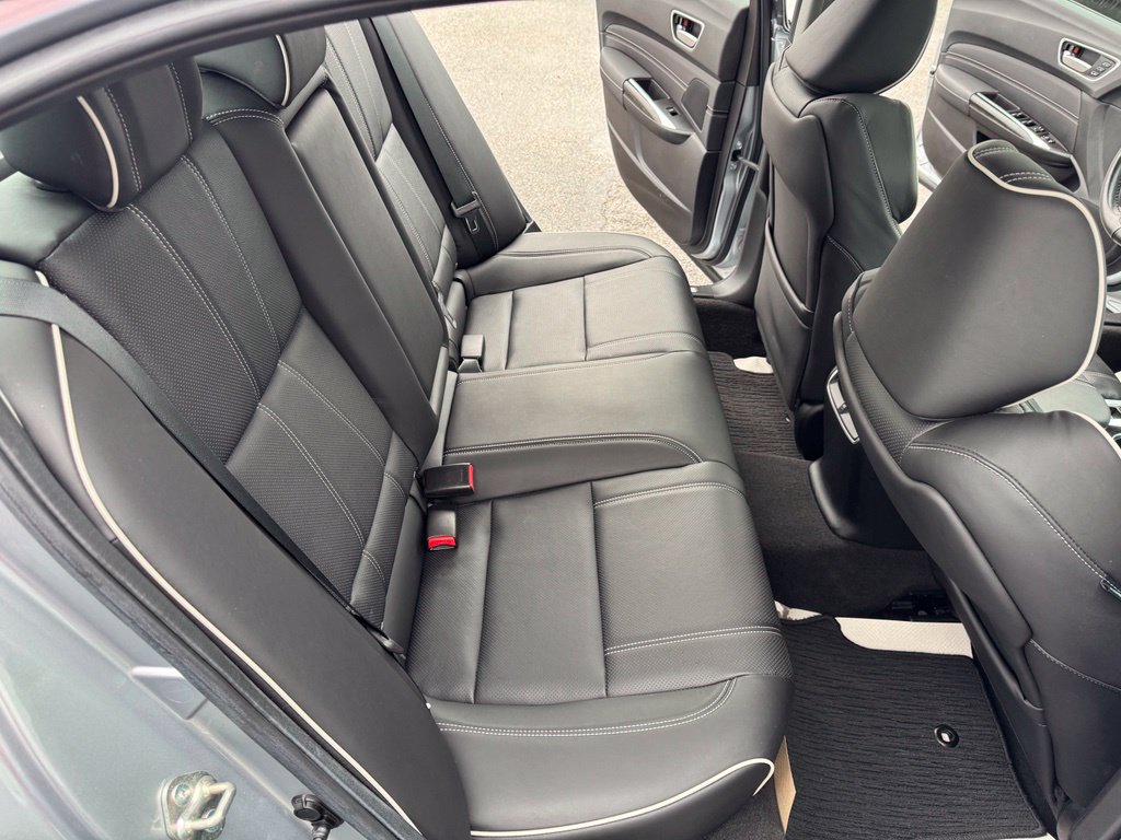 Used 2020 Acura TLX w/ Technology Package AWD/4WD image 25