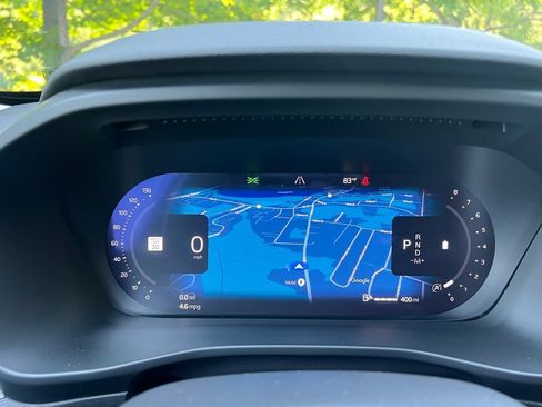 Certified 2025 Volvo XC40 B5 Core AWD/4WD image 14