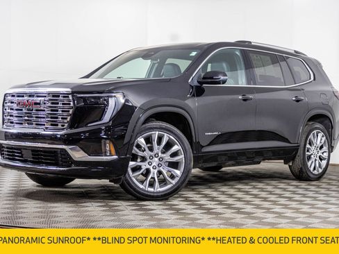 Used 2024 GMC Acadia Denali image 2