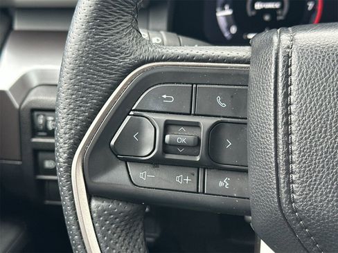 Used 2024 Toyota Tacoma TRD Off-Road image 24