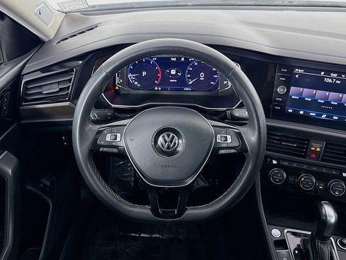 Used 2021 Volkswagen Jetta SEL Premium image 29