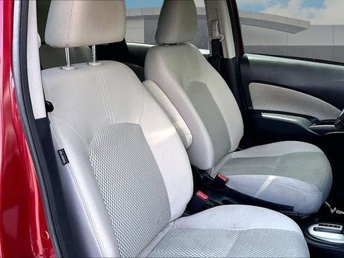 Used 2017 Nissan Versa Note FWD image 7