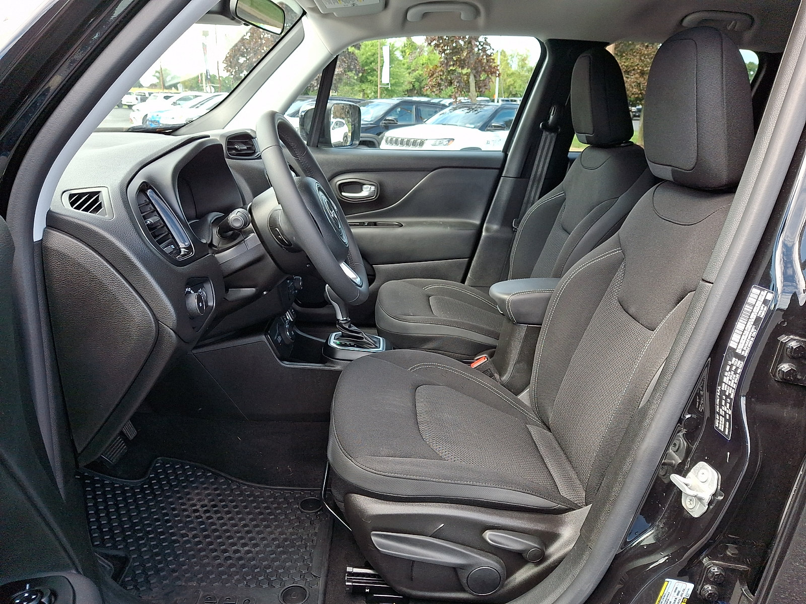 Certified 2023 Jeep Renegade Altitude AWD/4WD image 13