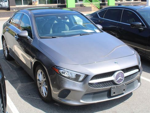 Used 2019 Mercedes-Benz A 220 4MATIC image 3