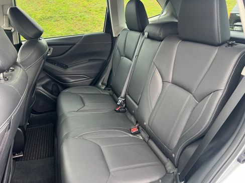 Used 2023 Subaru Forester Touring AWD/4WD image 16