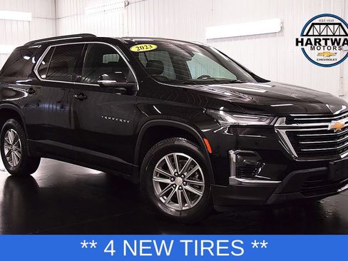 Used 2023 Chevrolet Traverse LT AWD/4WD image 1