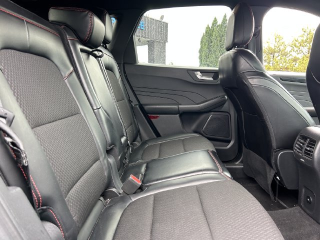 Used 2024 Ford Escape ST-Line AWD/4WD image 32