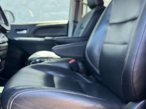 Used 2016 Toyota Sienna SE Premium FWD image 7