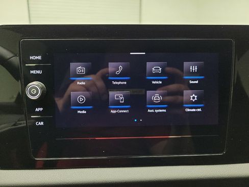 Used 2025 Volkswagen Jetta Sport FWD image 25