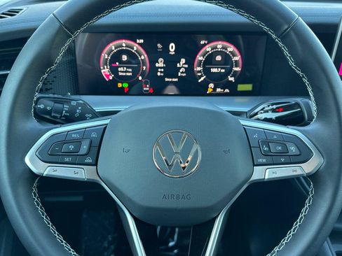 New 2026 Volkswagen Tiguan SE image 22