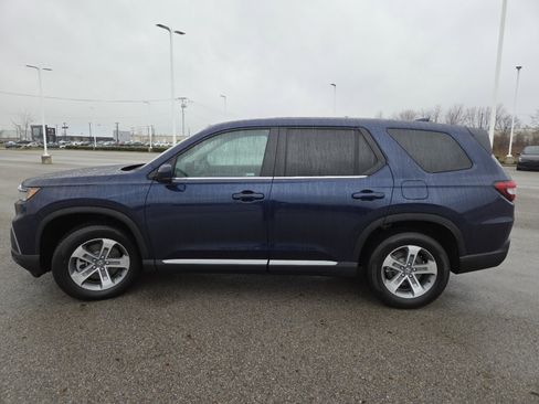 Used 2025 Honda Pilot EX-L image 15