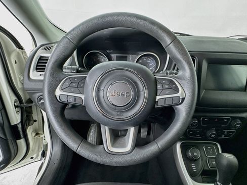 Used 2019 Jeep Compass Sport AWD/4WD image 11