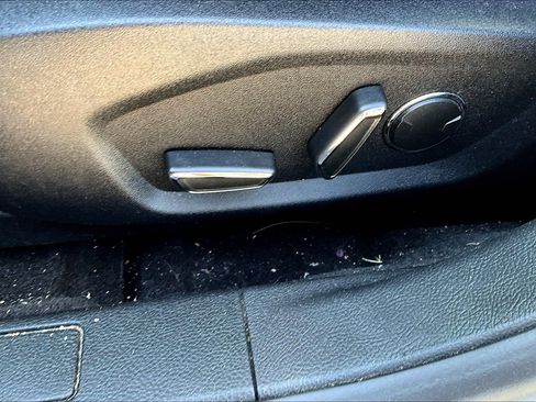 Used 2020 Ford Fusion SE w/ Equipment Group 151A image 35