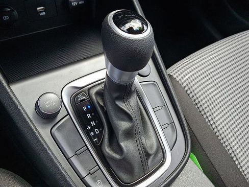 Certified 2023 Hyundai Kona SE AWD/4WD image 12