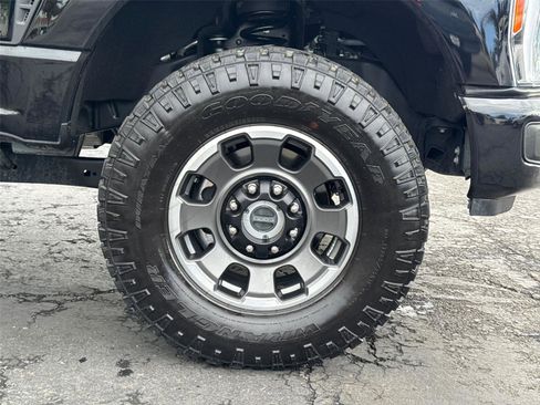 Used 2023 Ford F250 Lariat w/ Tremor Off-Road Package image 6