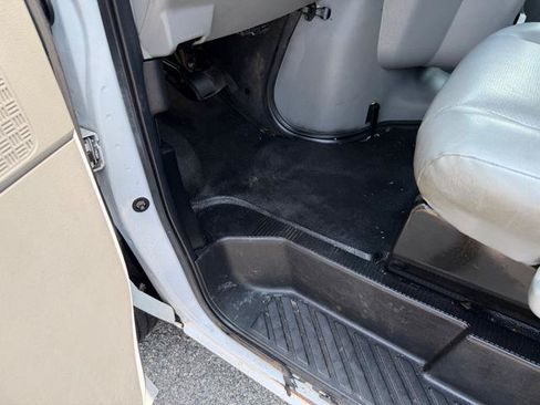 Used 2018 Ford E-350 and Econoline 350 Super Duty w/ Power Windows & Locks Group RWD image 23
