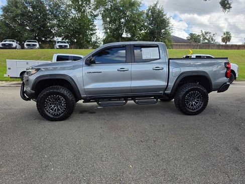 Used 2025 Chevrolet Colorado ZR2 AWD/4WD image 2