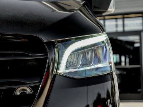 Used 2022 Mercedes-Benz Sprinter 3500 image 6