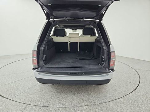 Used 2020 Land Rover Range Rover HSE image 15
