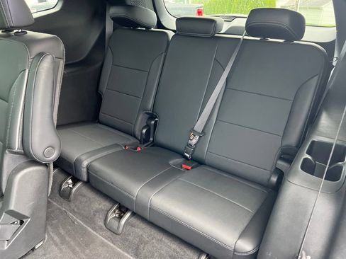 Used 2026 Buick Enclave Preferred FWD image 23