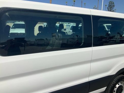 Used 2019 Ford Transit 350 XL RWD image 5