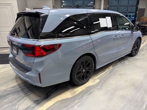 Used 2025 Honda Odyssey Sport-L image 33