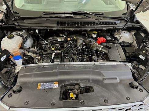 Used 2024 Ford Edge SEL image 33