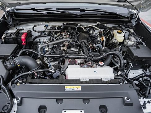 New 2025 Toyota Tacoma SR5 image 19