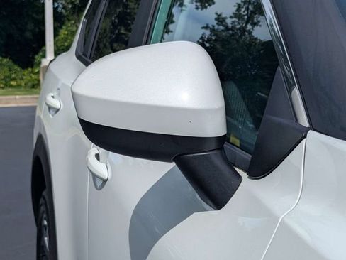 Used 2024 Nissan Rogue SV AWD/4WD image 15
